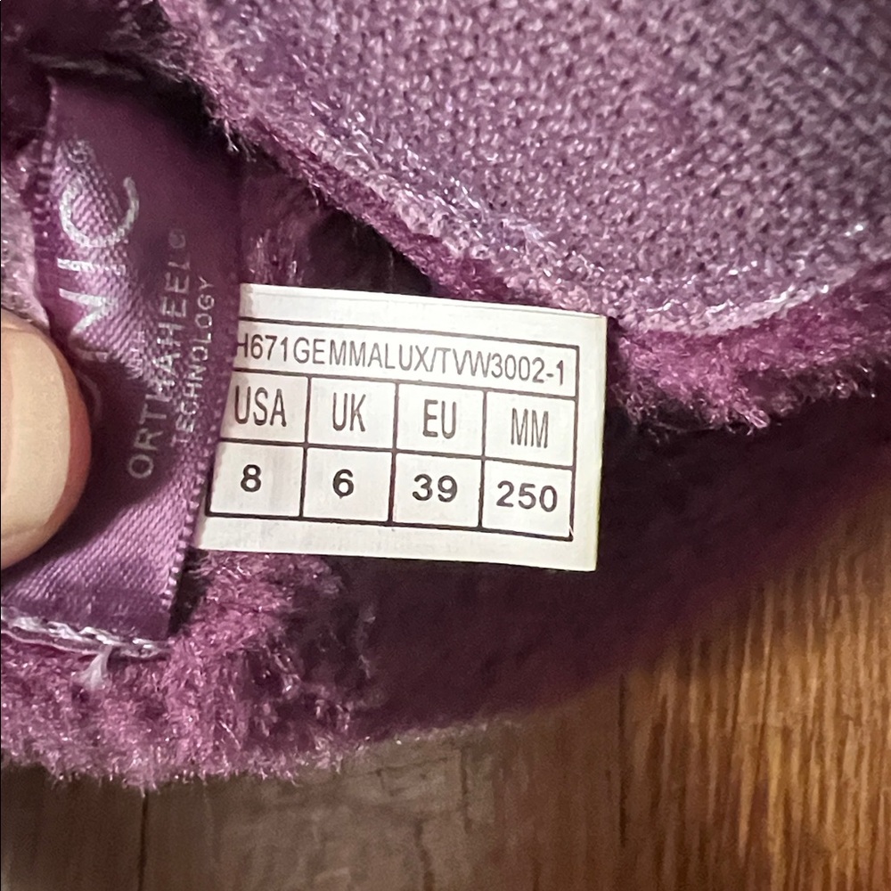 Vionic Purple Slippers - Picture 6 of 6